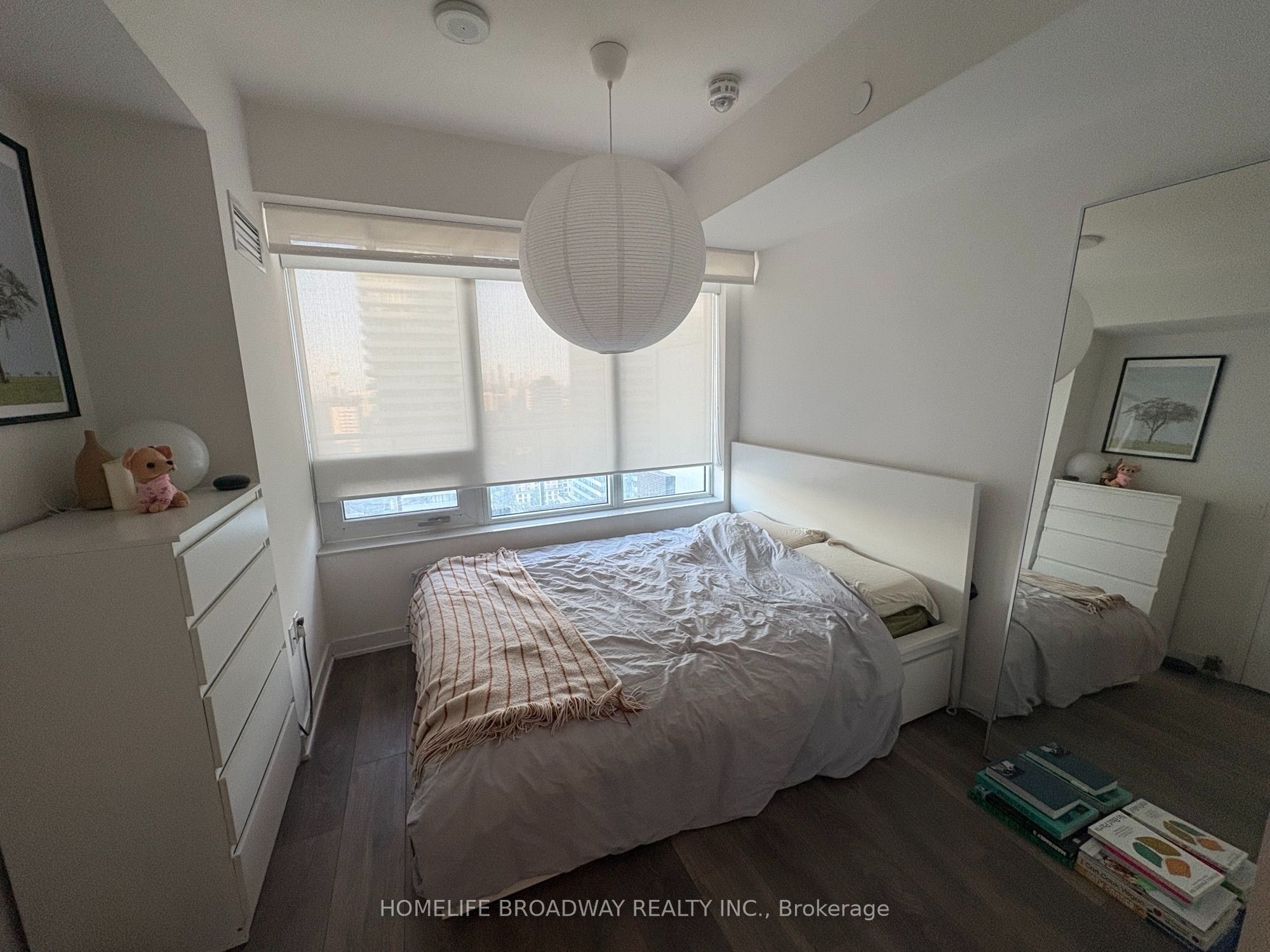 195 Redpath Avenue 2408, Toronto, ON M4P 0E4 photo 5