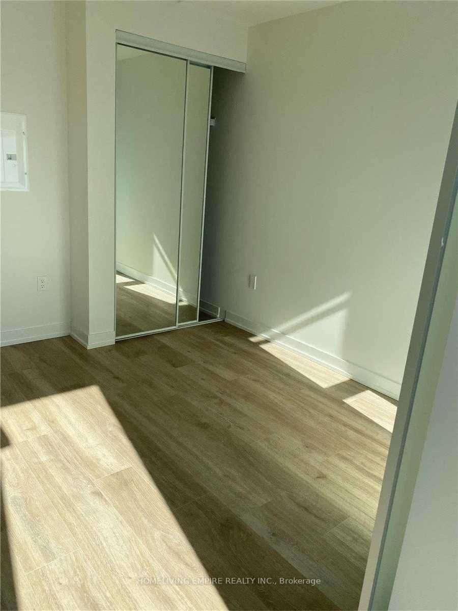 1 Yorkville Avenue 1504, Toronto, ON M4W 1L1