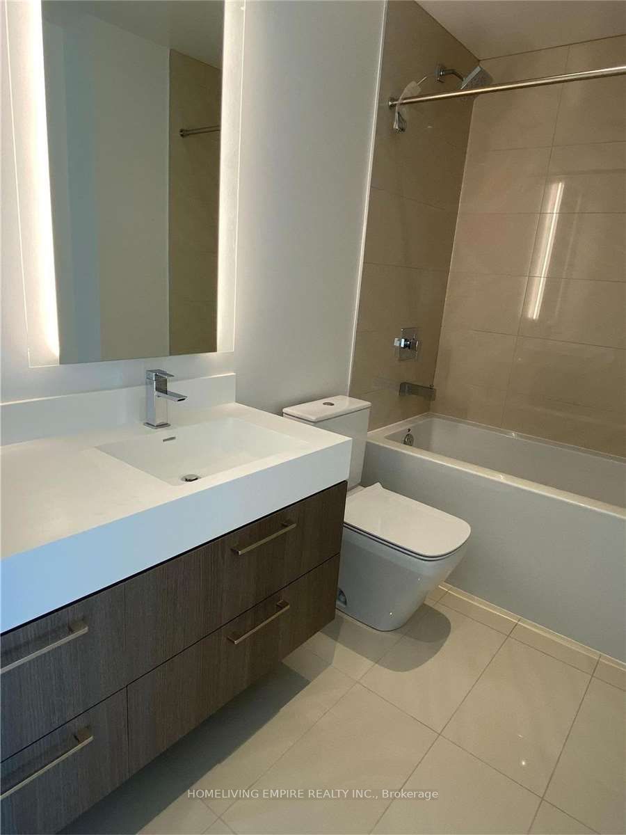 1 Yorkville Avenue 1504, Toronto, ON M4W 1L1 photo 2