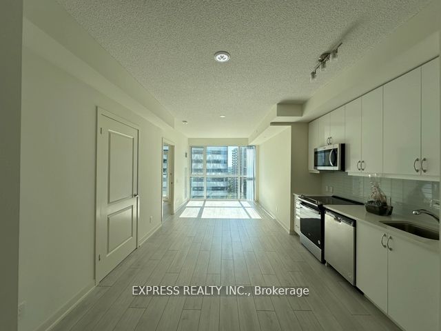 4955 Yonge Street 1816, Toronto, ON M2N 0L8