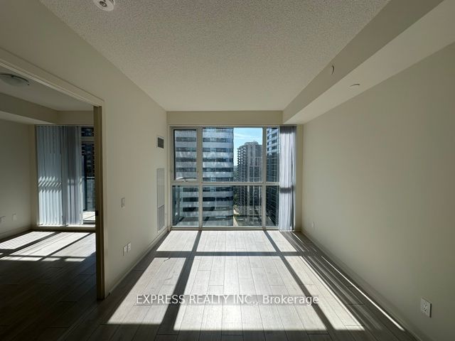 4955 Yonge Street 1816, Toronto, ON M2N 0L8 photo 3