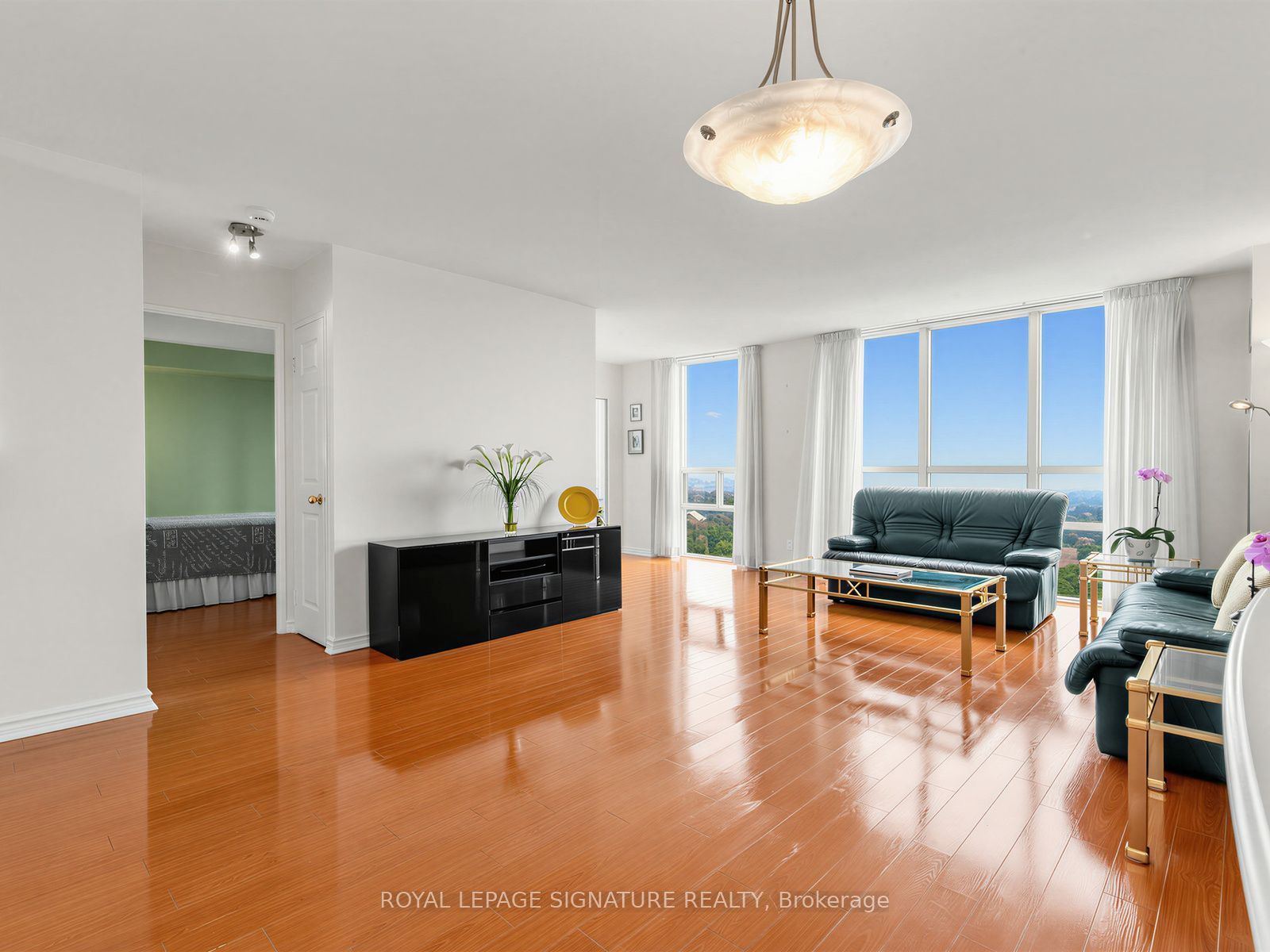 205 Wynford Drive 2204, Toronto, ON M3C 3P4 photo 3