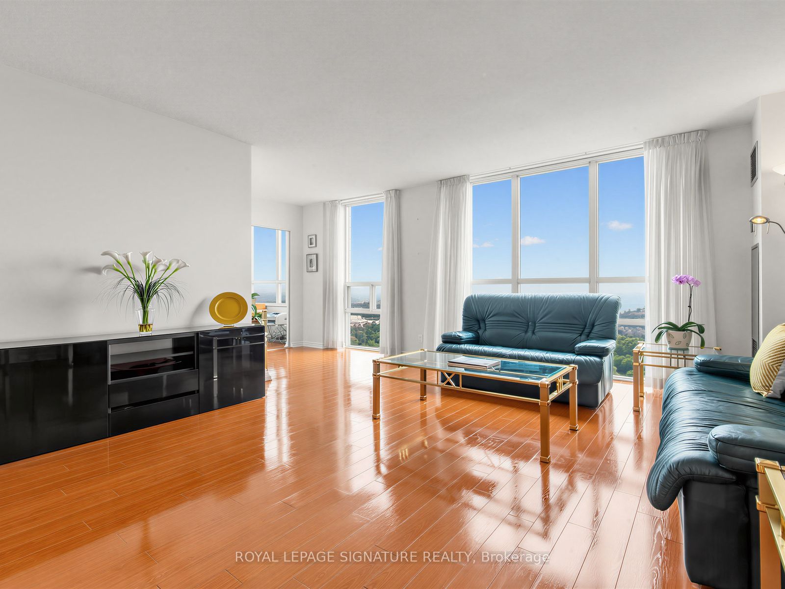 205 Wynford Drive 2204, Toronto, ON M3C 3P4 photo 4