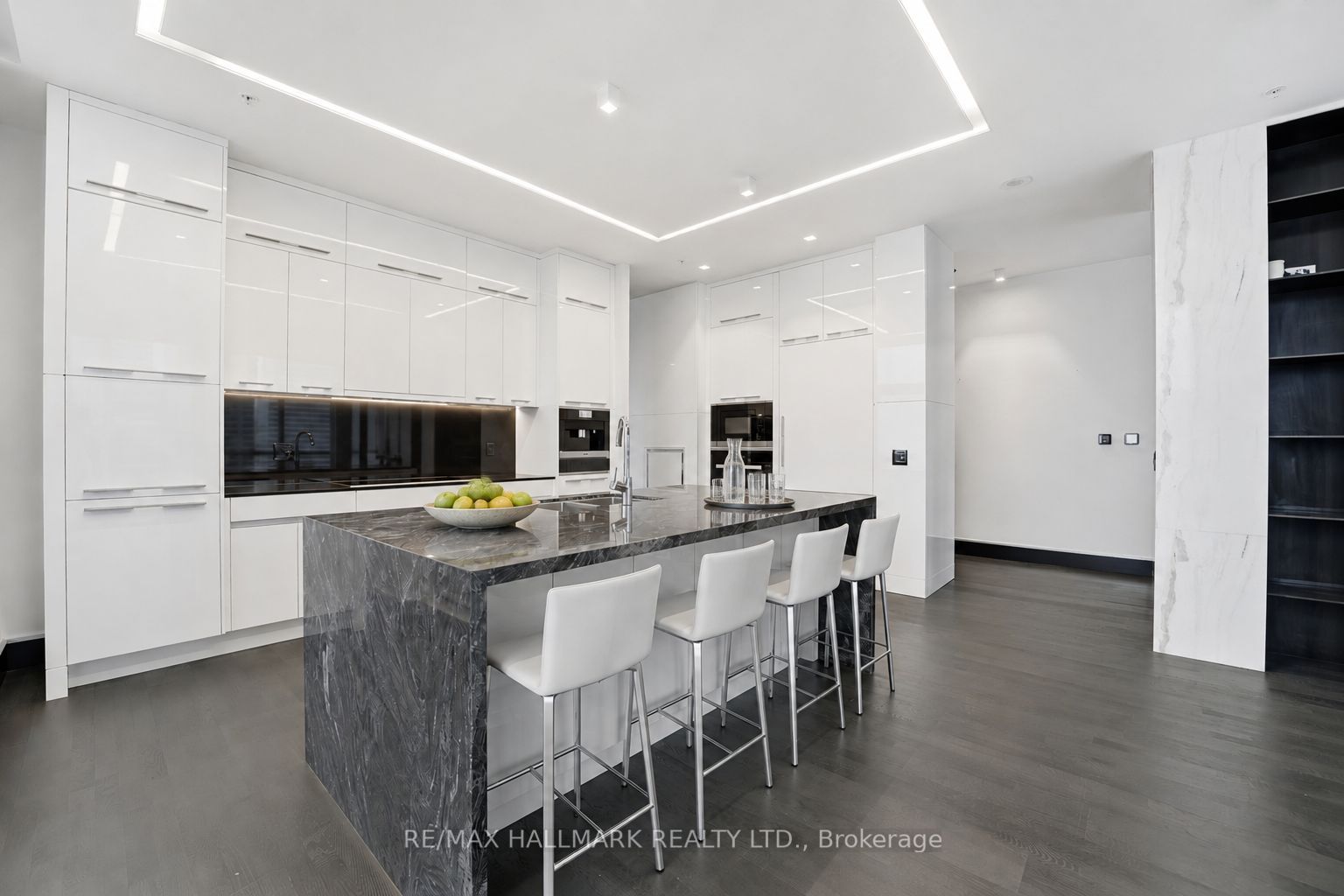 199 Richmond Street W PH101, Toronto, ON M5V 0H4 photo 4