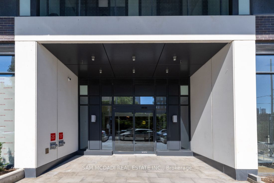 5 Defries Street 801, Toronto, ON M5A 0W7 photo 4