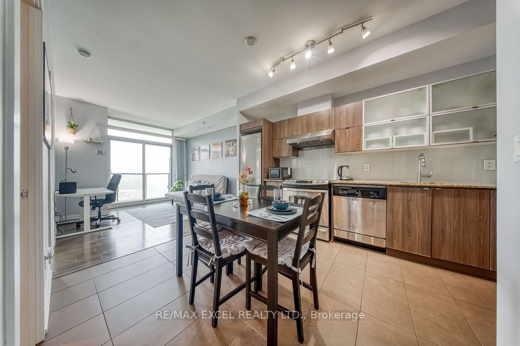 170 Fort York Boulevard 1301, Toronto, ON M5V 0E6 photo 3