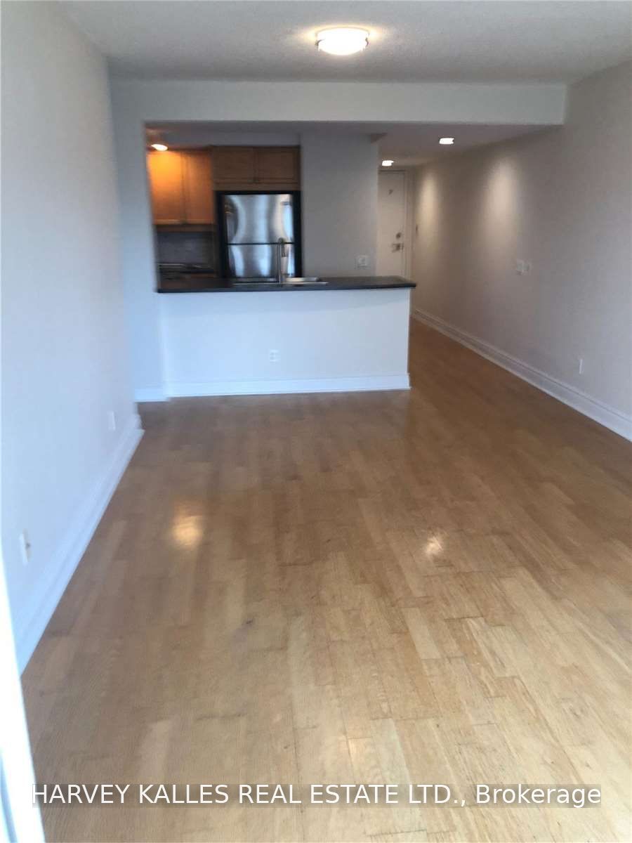 15 Northtown Way 1224, Toronto, ON M2N 7A2 photo 2