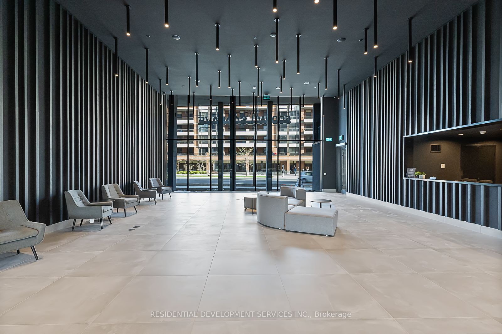 500 Wilson Avenue 909, Toronto, ON M3H 0E5 photo 3