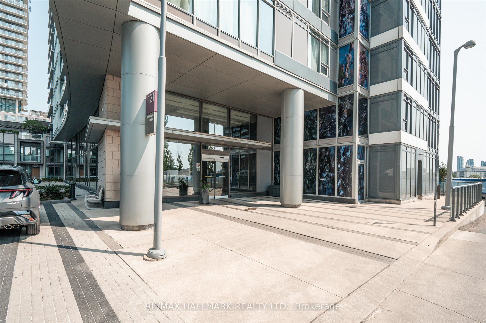 121 Mcmahon Drive 2110, Toronto, ON M2K 0C2 photo 3