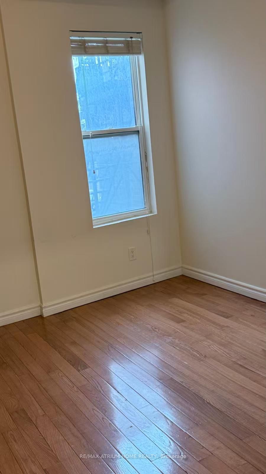 413 Spadina Avenue 201, Toronto, ON M5T 2G6 photo 5