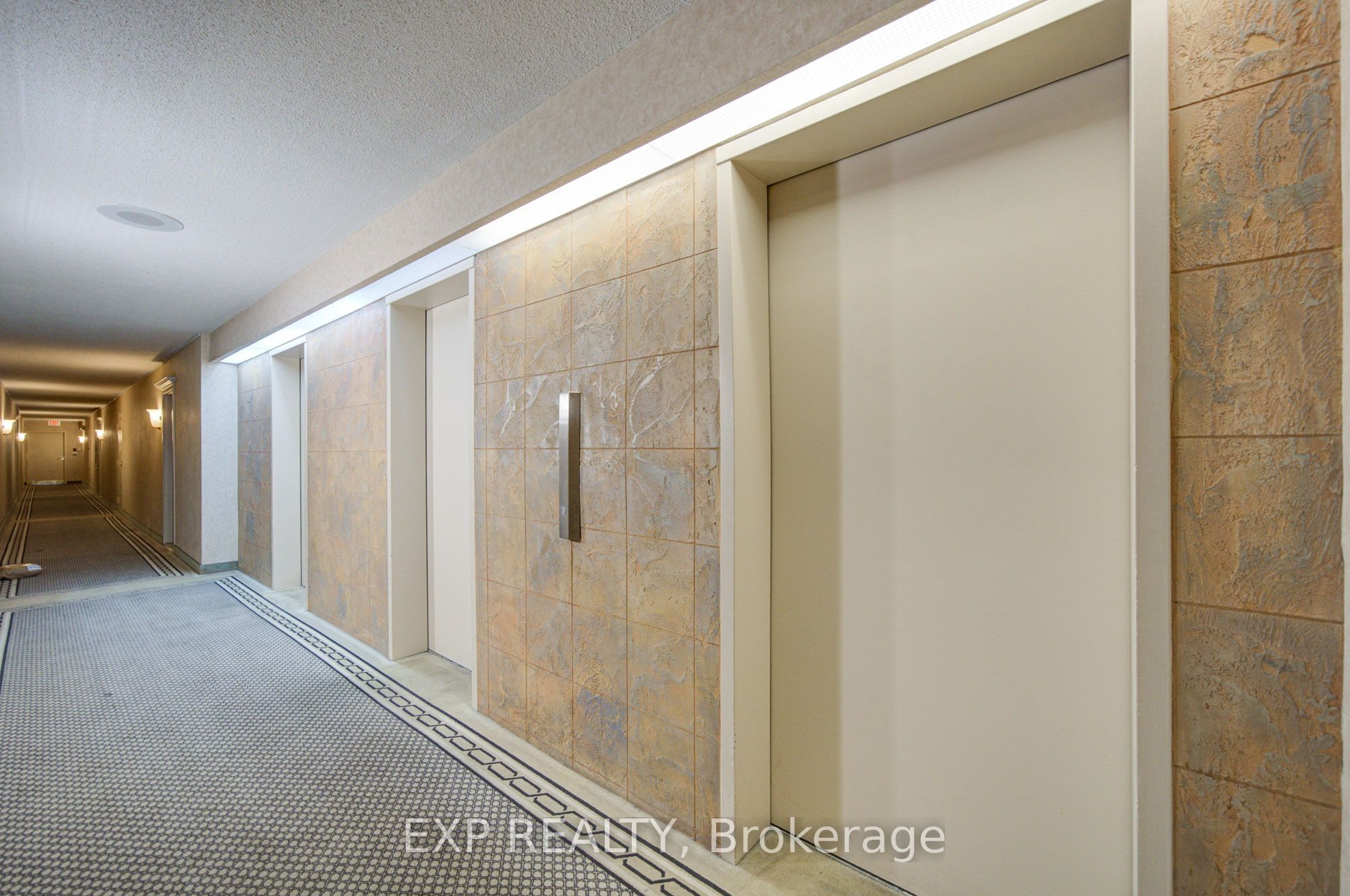 177 Linus Road 1112, Toronto, ON M2J 4S5 photo 4