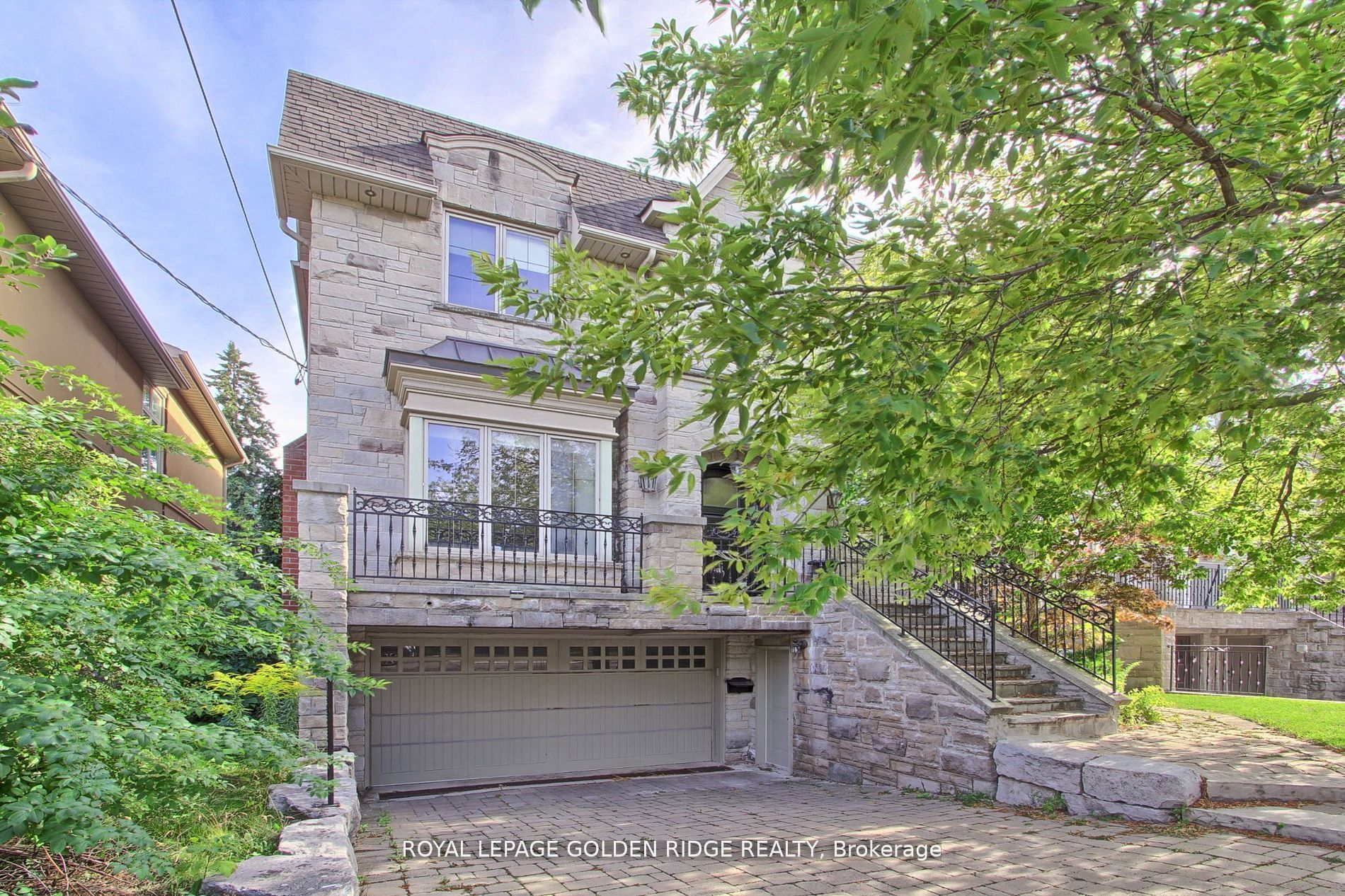 99 Bannockburn Avenue, Toronto, ON M5M 2M9