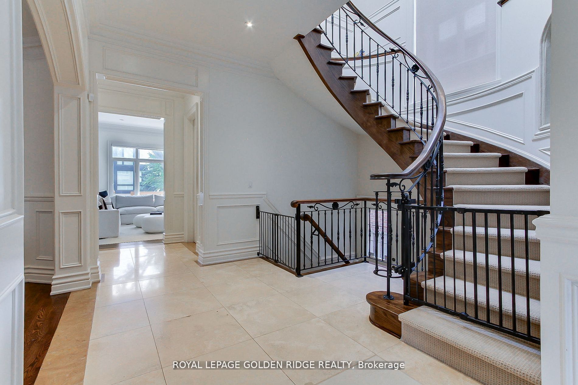 99 Bannockburn Avenue, Toronto, ON M5M 2M9 photo 5