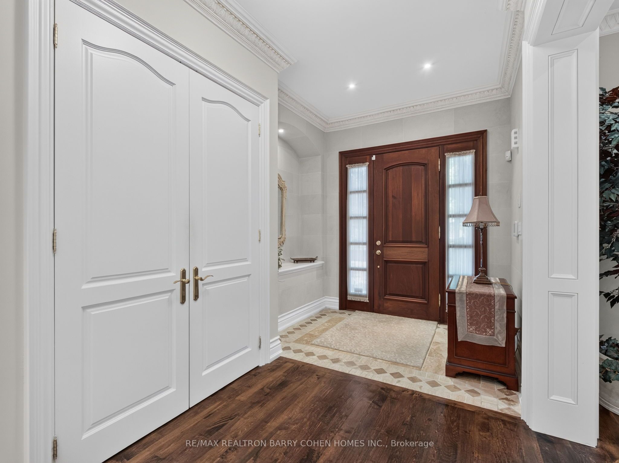 57 Yorkminster Road, Toronto, ON M2P 1M4 photo 2