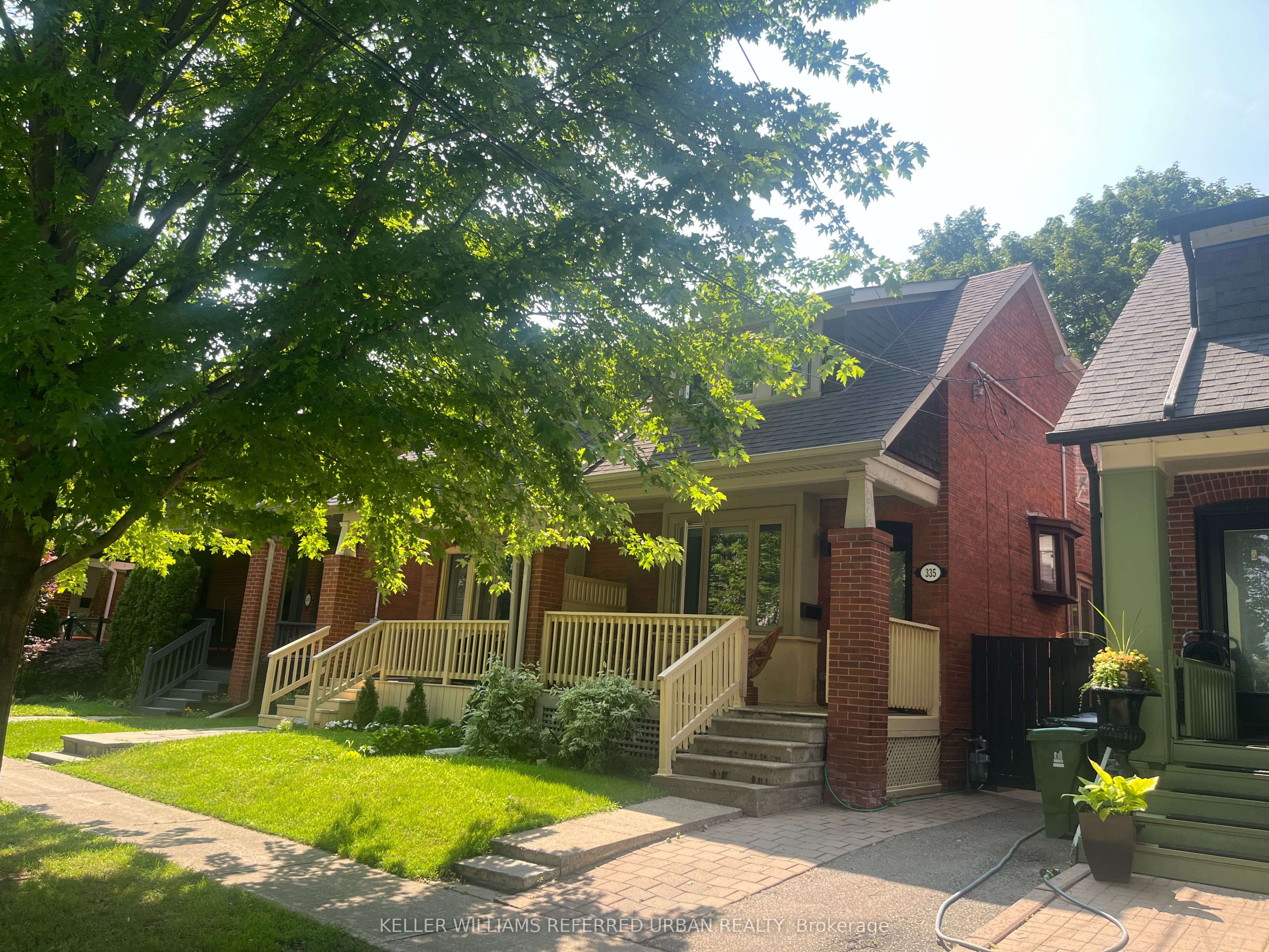 335 Roehampton Avenue, Toronto, ON M4P 1S3
