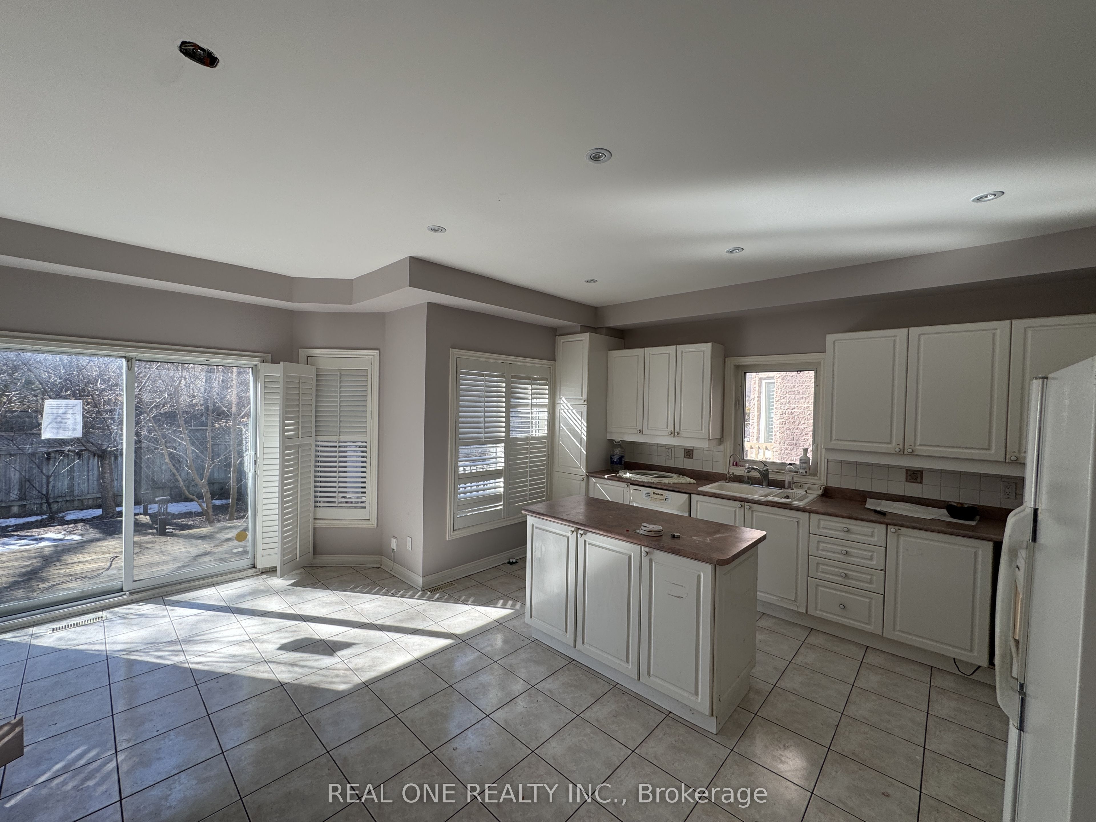 3022 Bayview Avenue, Toronto, ON M2N 5L1 photo 2