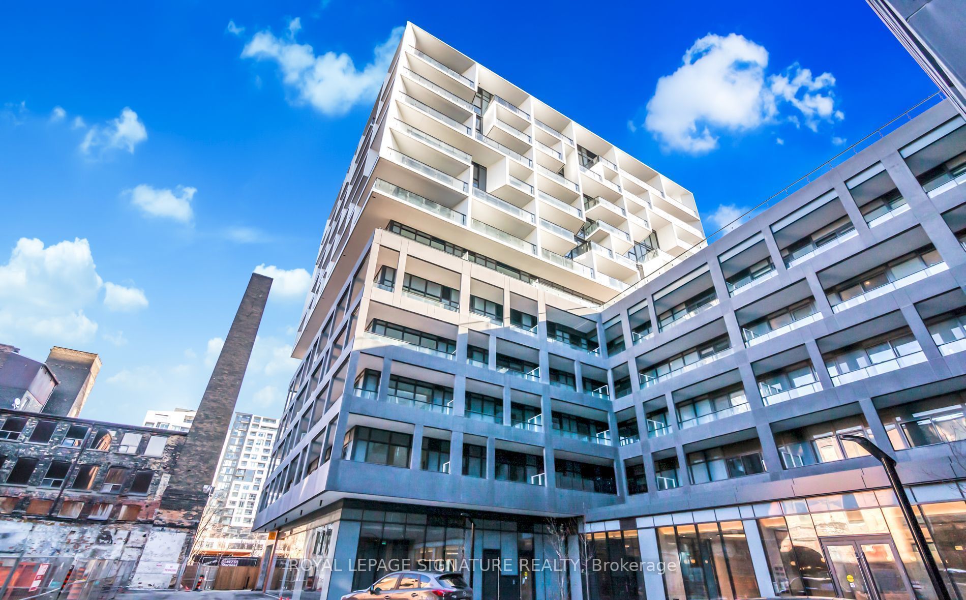 9 Tecumseth Street 503, Toronto, ON M5V 3G4