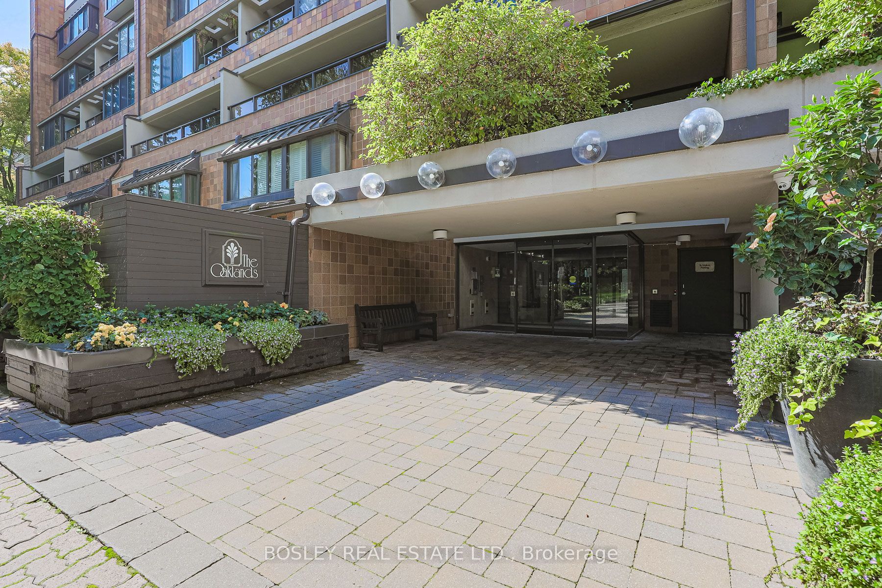 40 Oaklands Avenue 107, Toronto, ON M4V 2Z3 photo 2