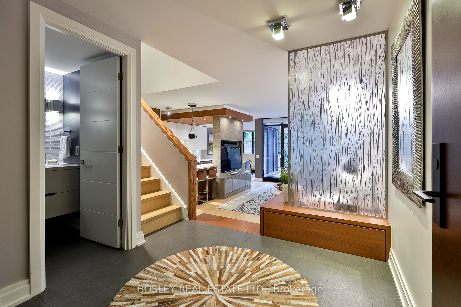 40 Oaklands Avenue 107, Toronto, ON M4V 2Z3 photo 3