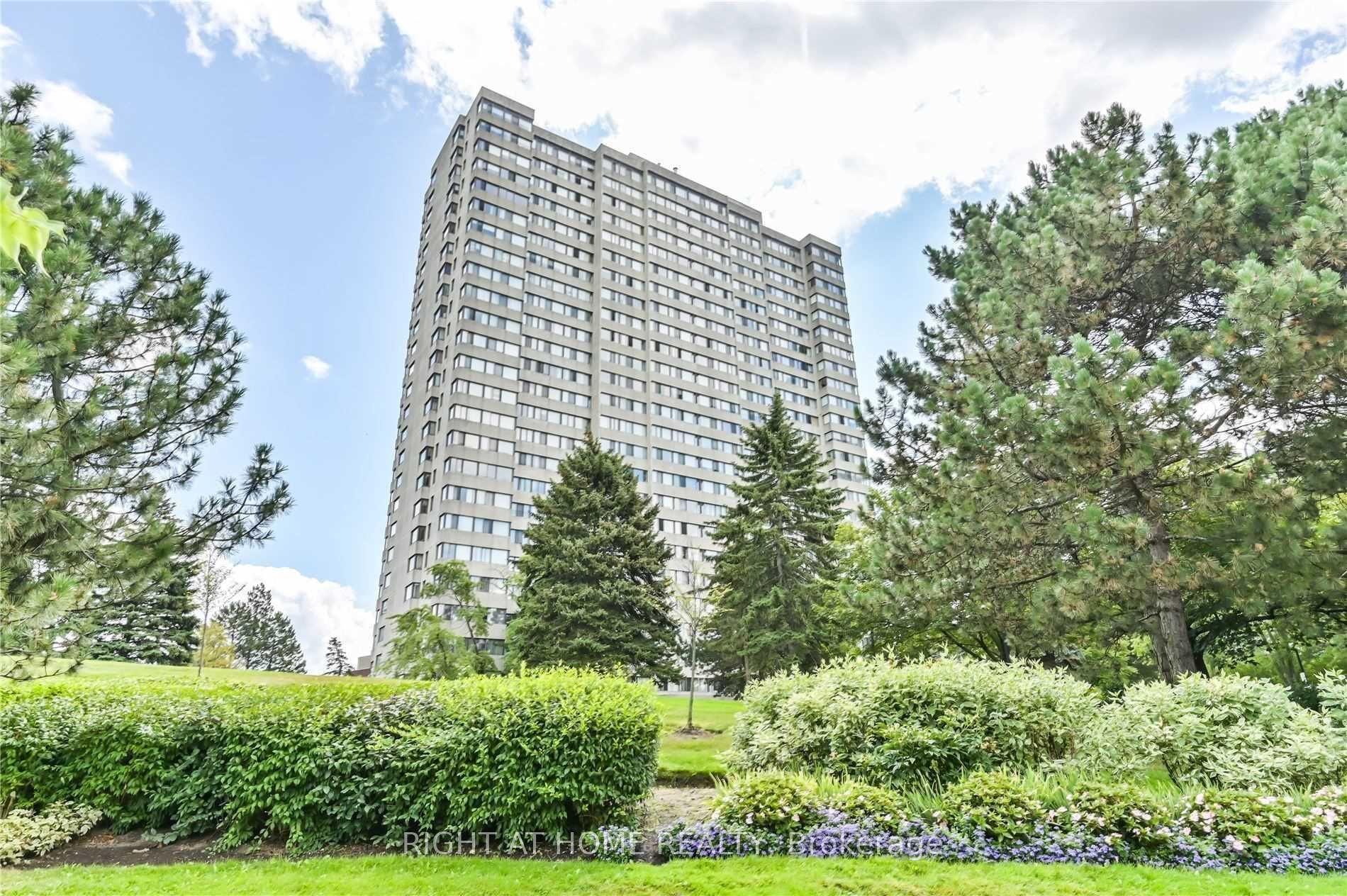 133 Torresdale Avenue 1601, Toronto, ON M2R 3T2