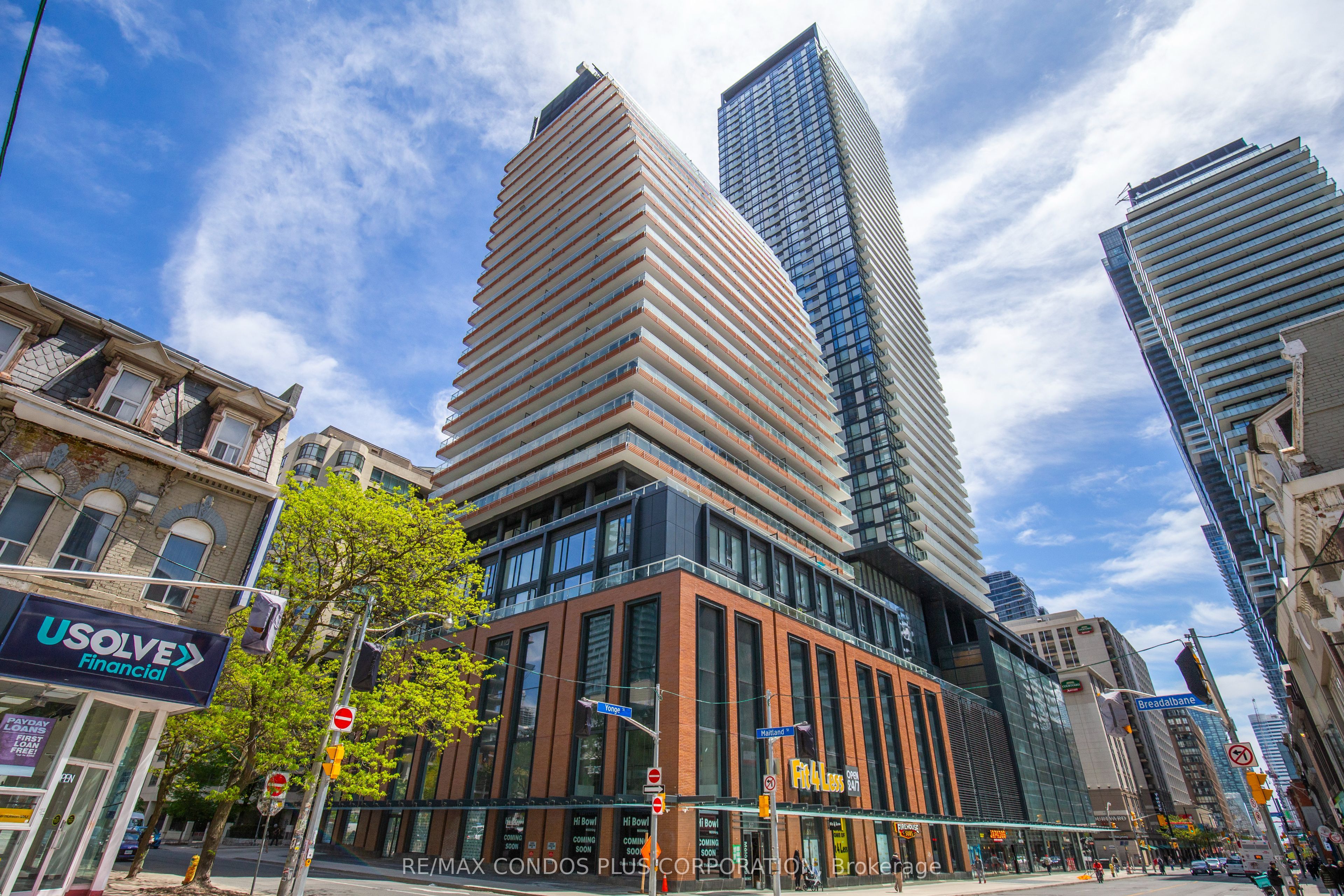 18 Maitland Terrace 1706, Toronto, ON M4Y 0H2