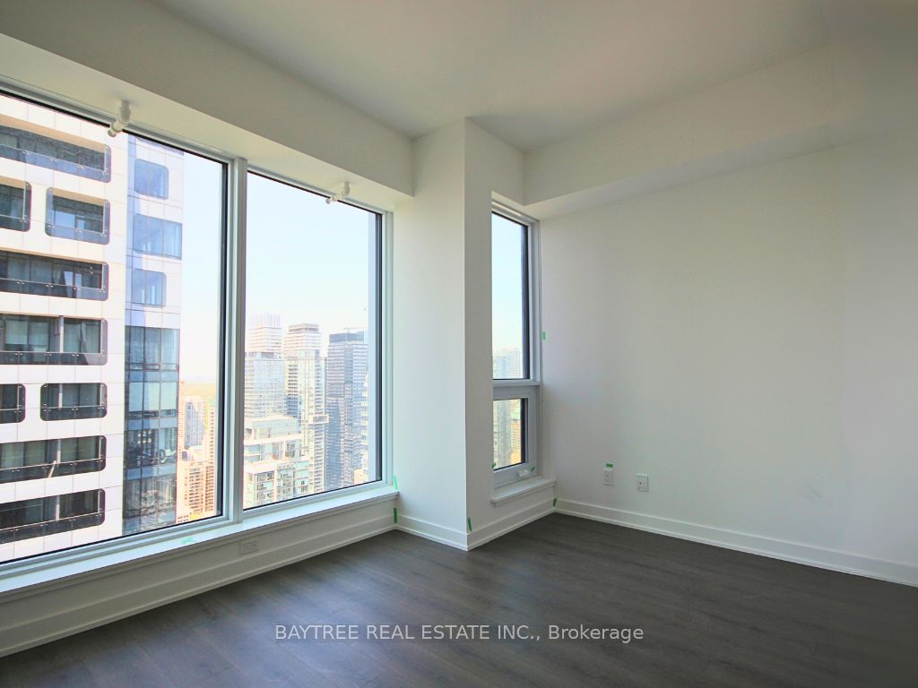 8 Wellesley Street W 3106, Toronto, ON M4Y 3B2