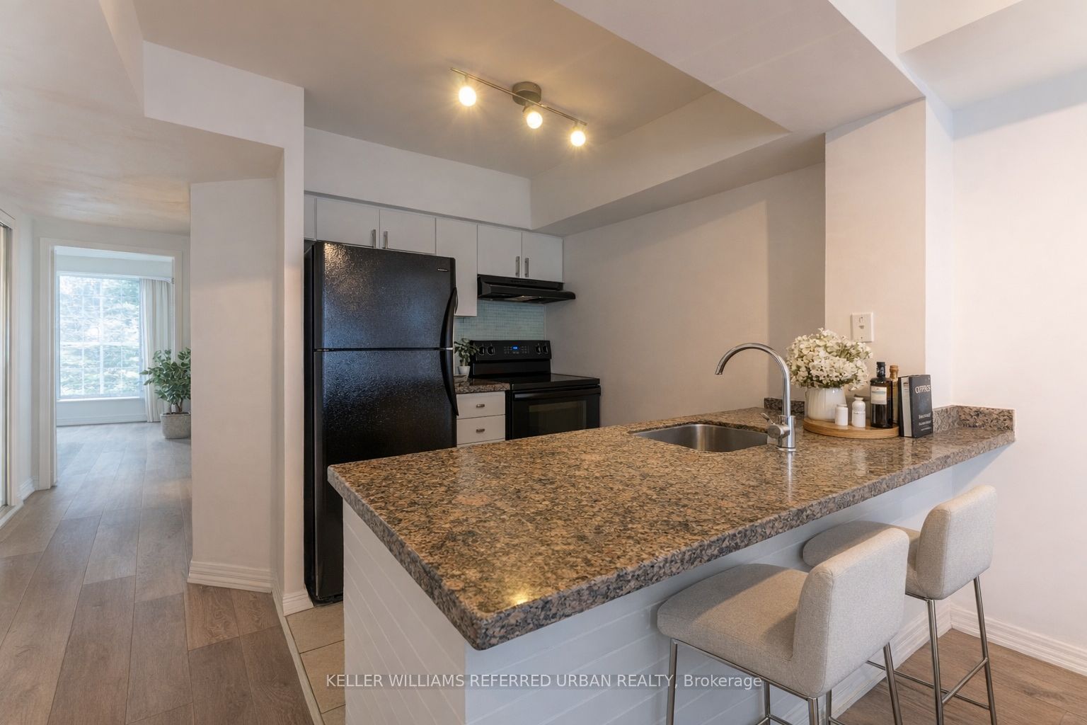 3 Everson Drive 651, Toronto, ON M2N 7C2 photo 2