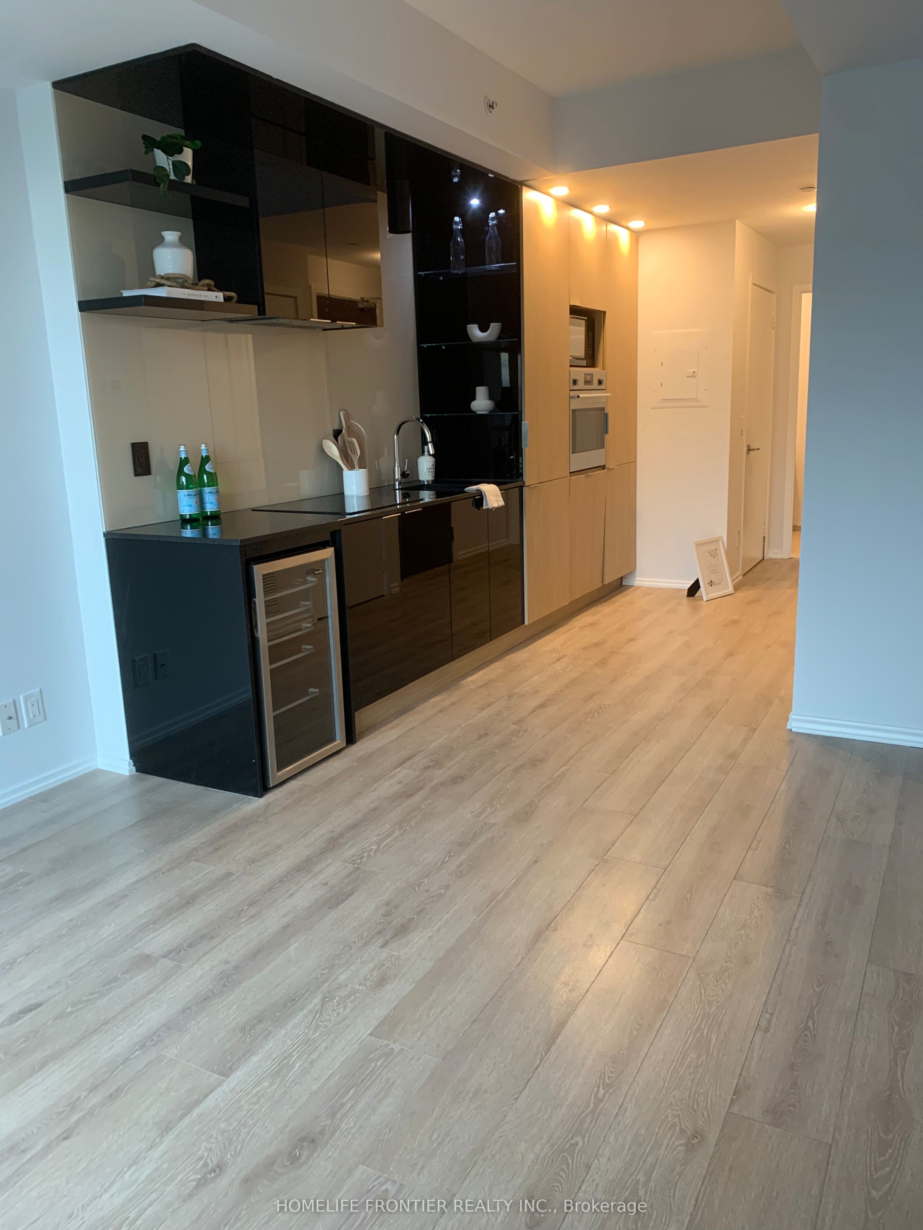 70 Temperance Street 4004, Toronto, ON M5H 0B1 photo 3