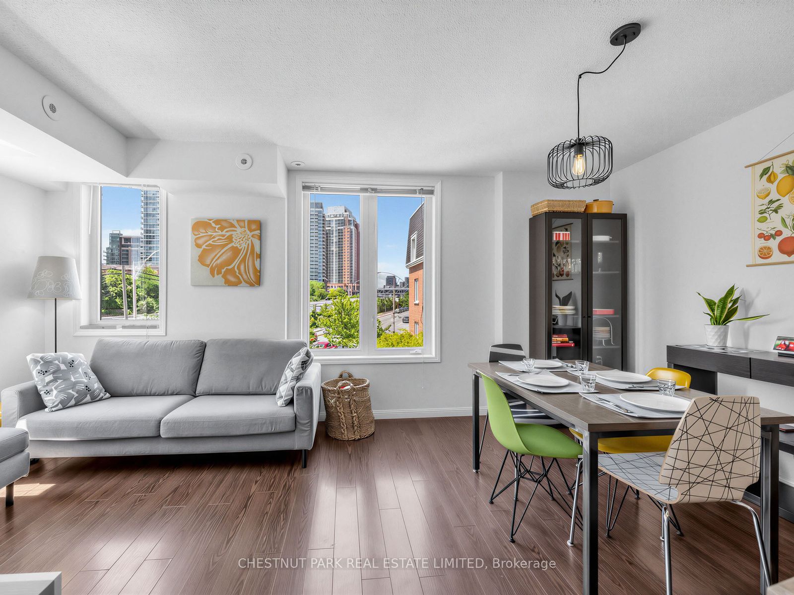 26 Douro Street 333, Toronto, ON M6K 3M4 photo 5