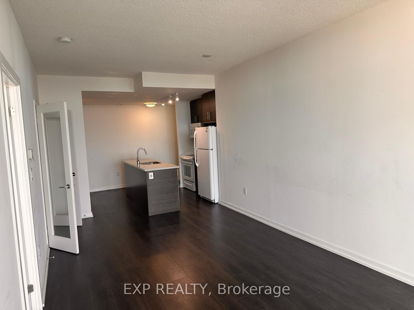 70 Forest Manor Road 2207, Toronto, ON M2J 0A9