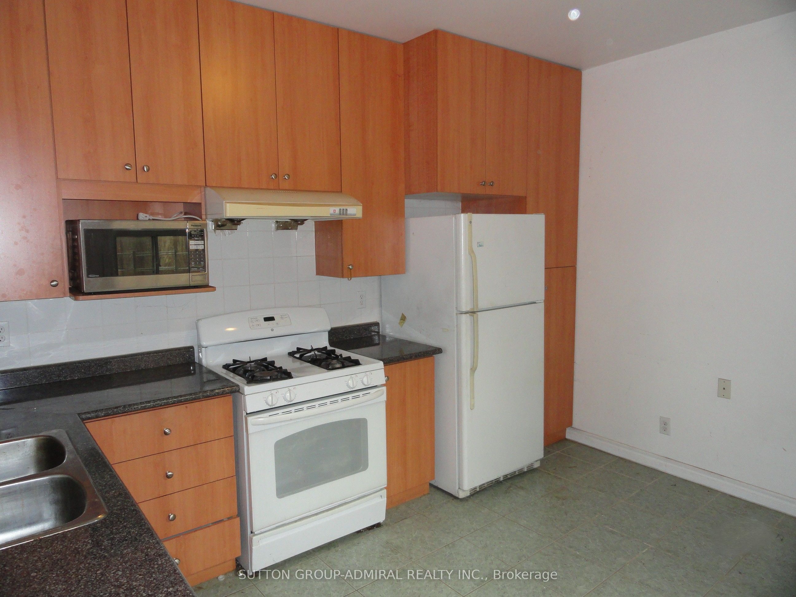 79 Baldwin Street, Toronto, ON M5T 1L5 photo 4