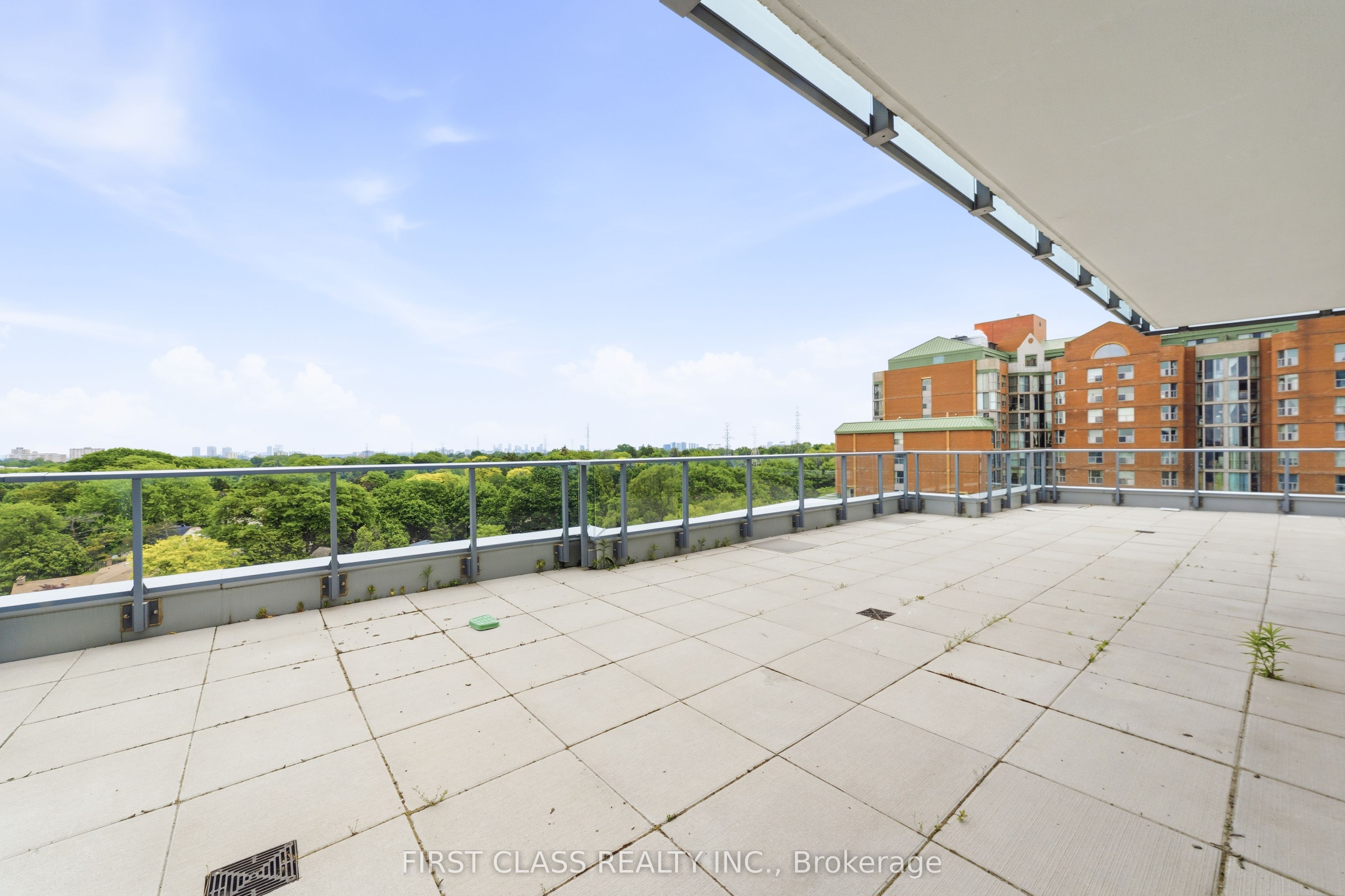 8 Olympic Garden Drive S707, Toronto, ON M2M 0B9 photo 3