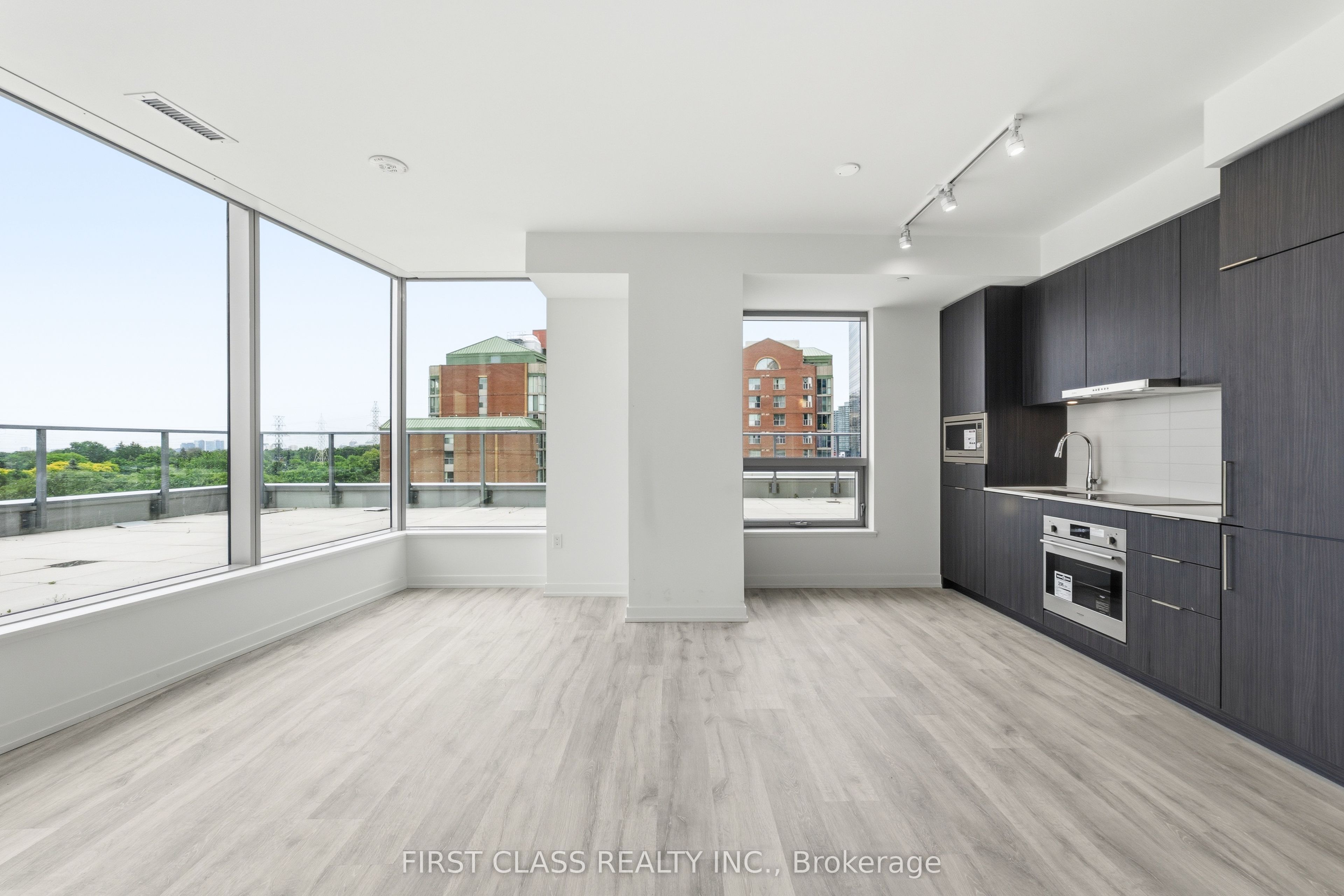 8 Olympic Garden Drive S707, Toronto, ON M2M 0B9 photo 5