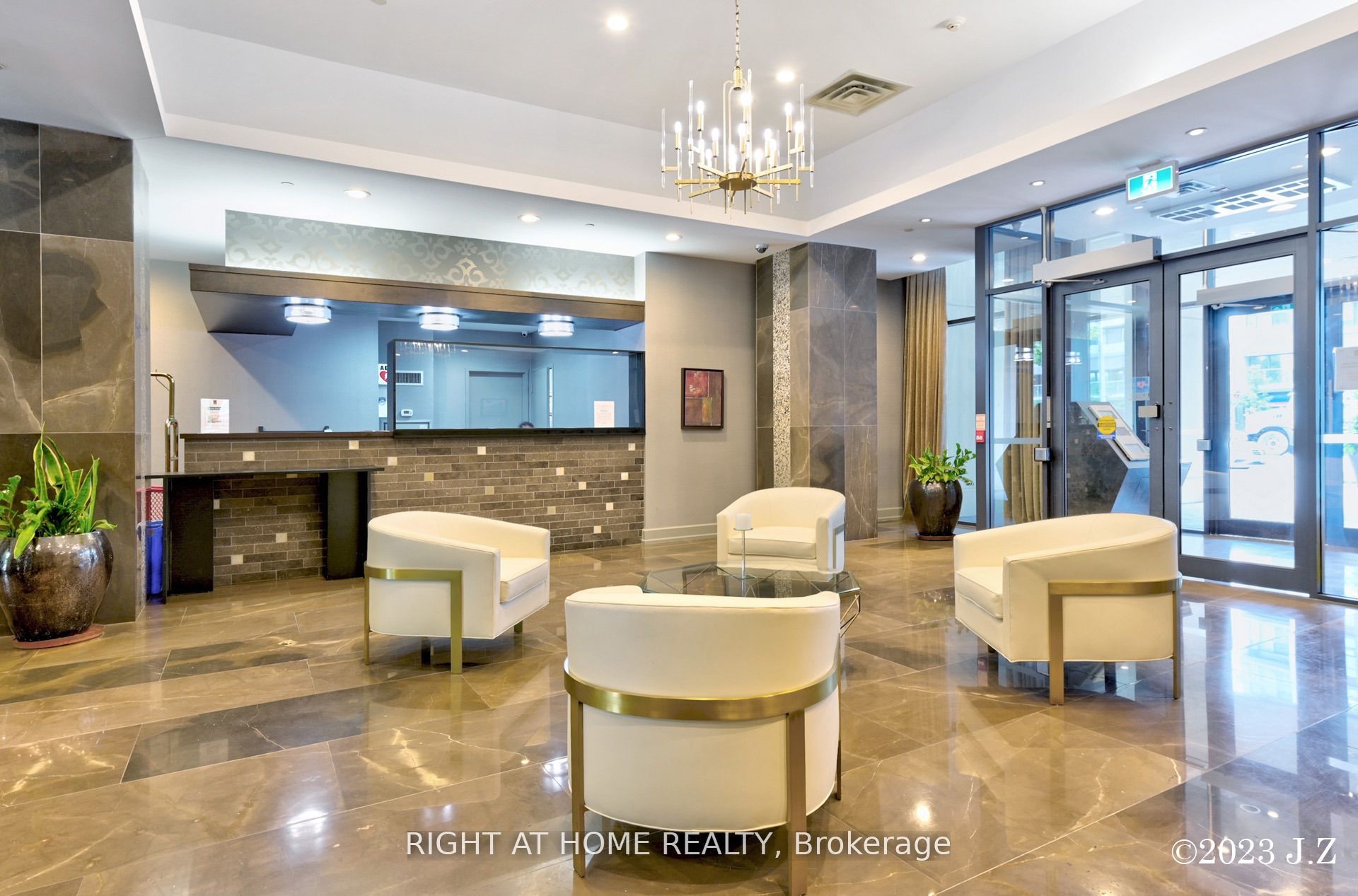 650 Sheppard Avenue E 403, Toronto, ON M2K 3E4 photo 3