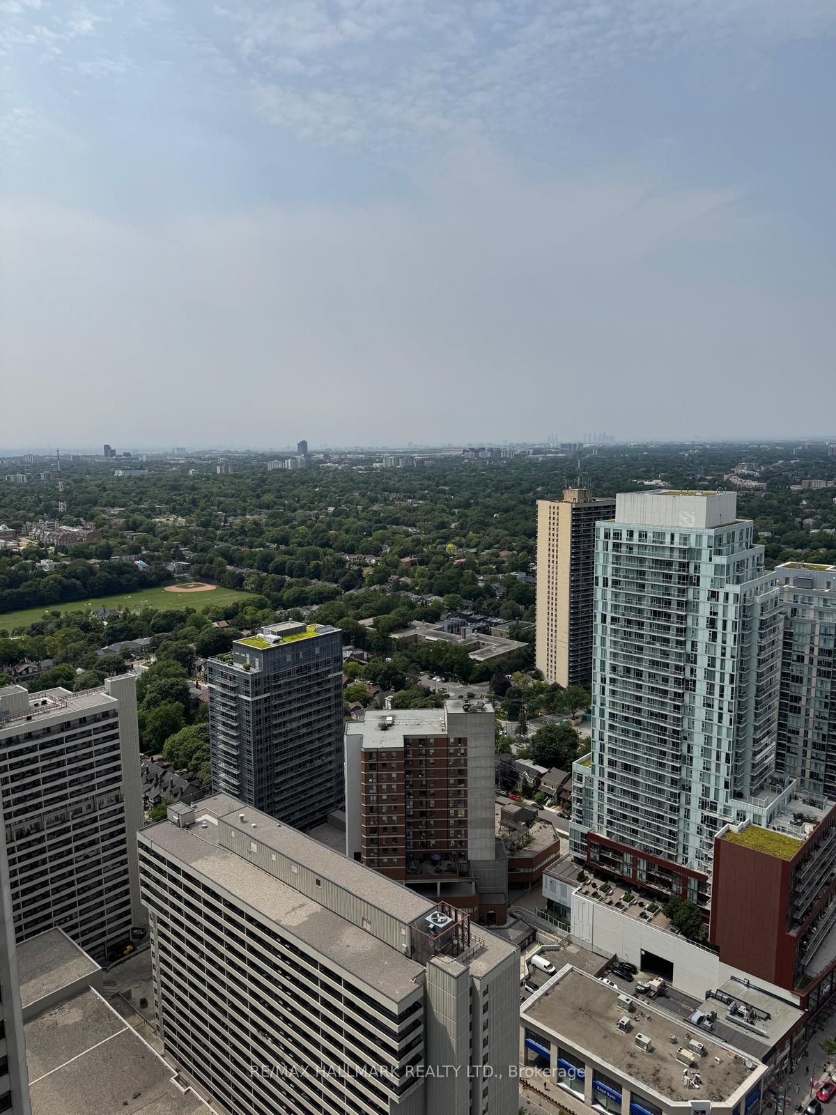 8 Eglinton Avenue E 3808, Toronto, ON M4P 0C1 photo 5