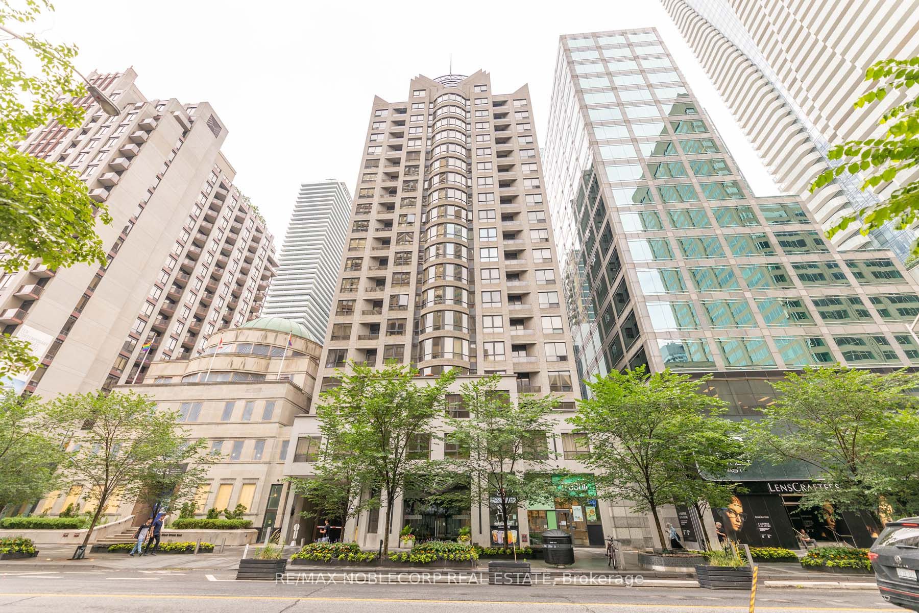 55 Bloor Street E 609, Toronto, ON M4W 3W6 photo 5