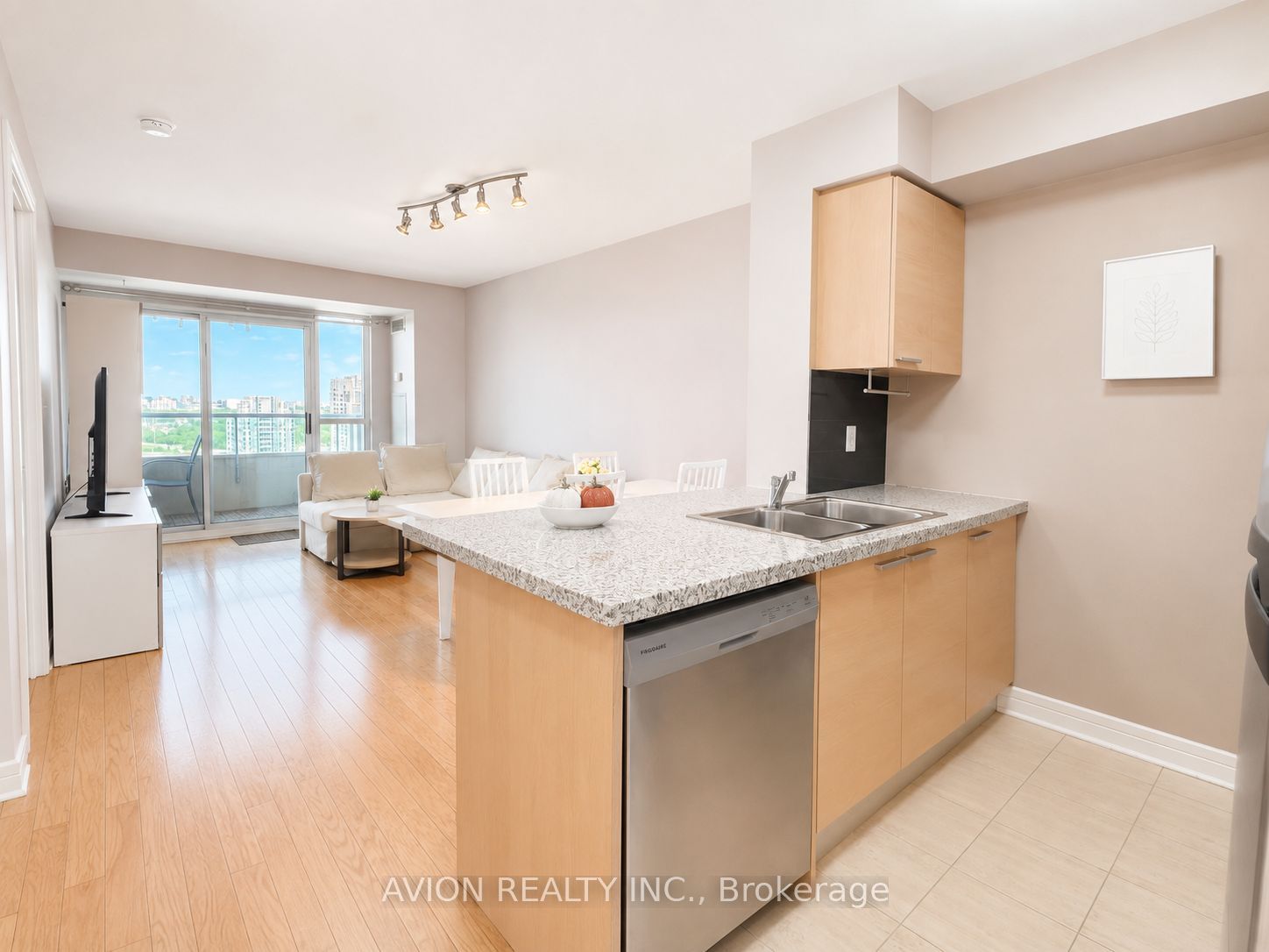 16 Harrison Garden Boulevard 1909, Toronto, ON M2N 7J7 photo 2