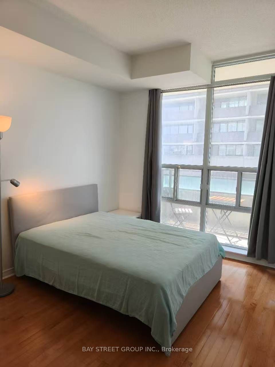 736 Spadina Avenue 801, Toronto, ON M5S 2J6 photo 5
