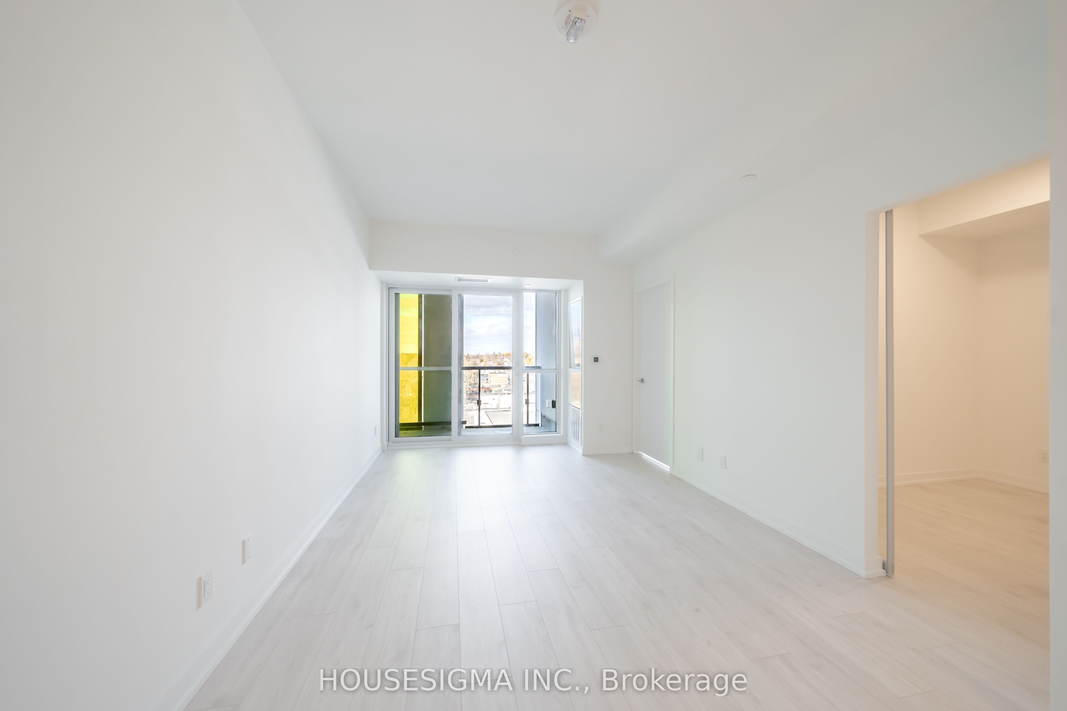 181 Sheppard Avenue E 703, Toronto, ON M2N 0L9 photo 3