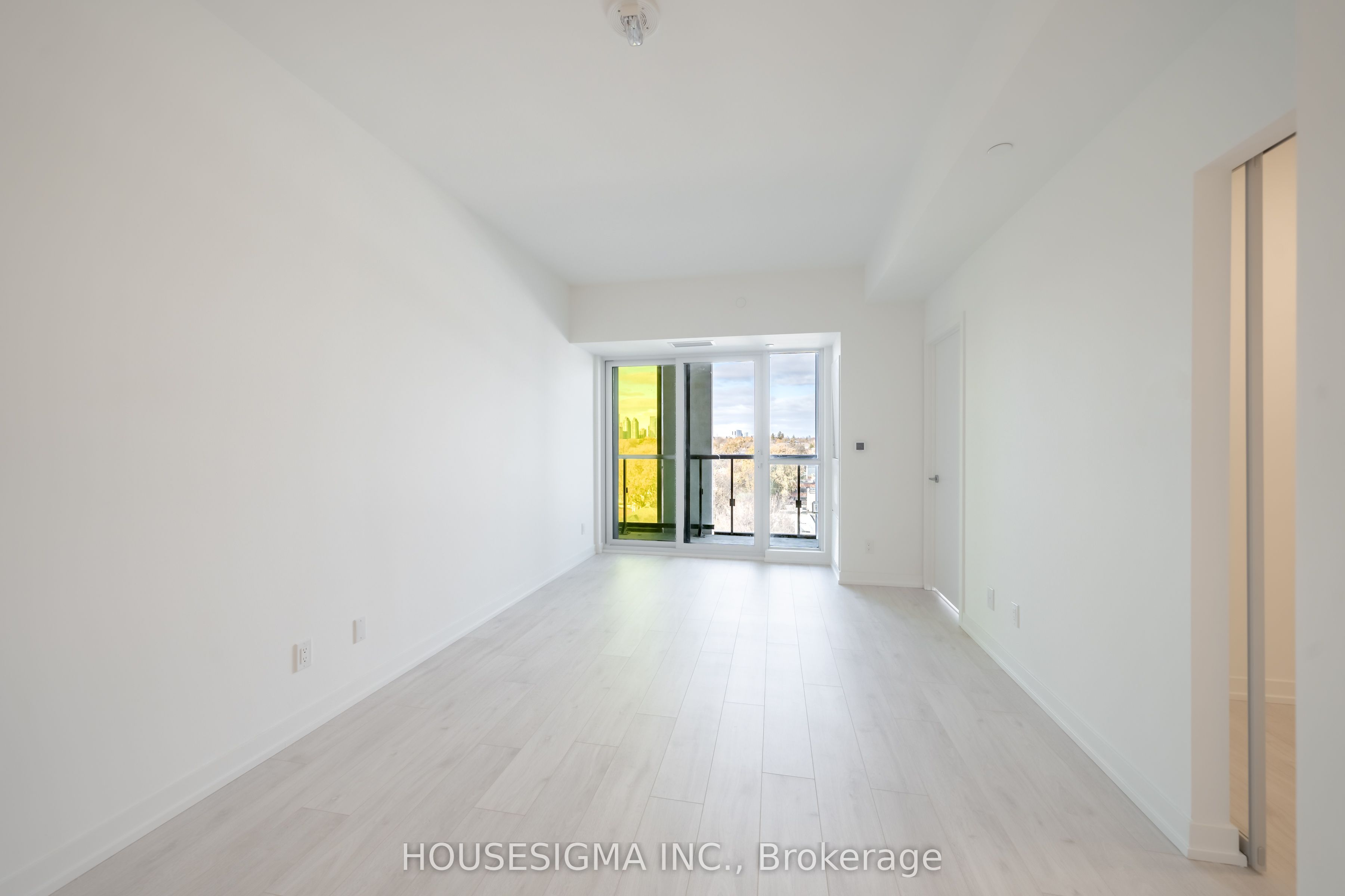 181 Sheppard Avenue E 703, Toronto, ON M2N 0L9 photo 4