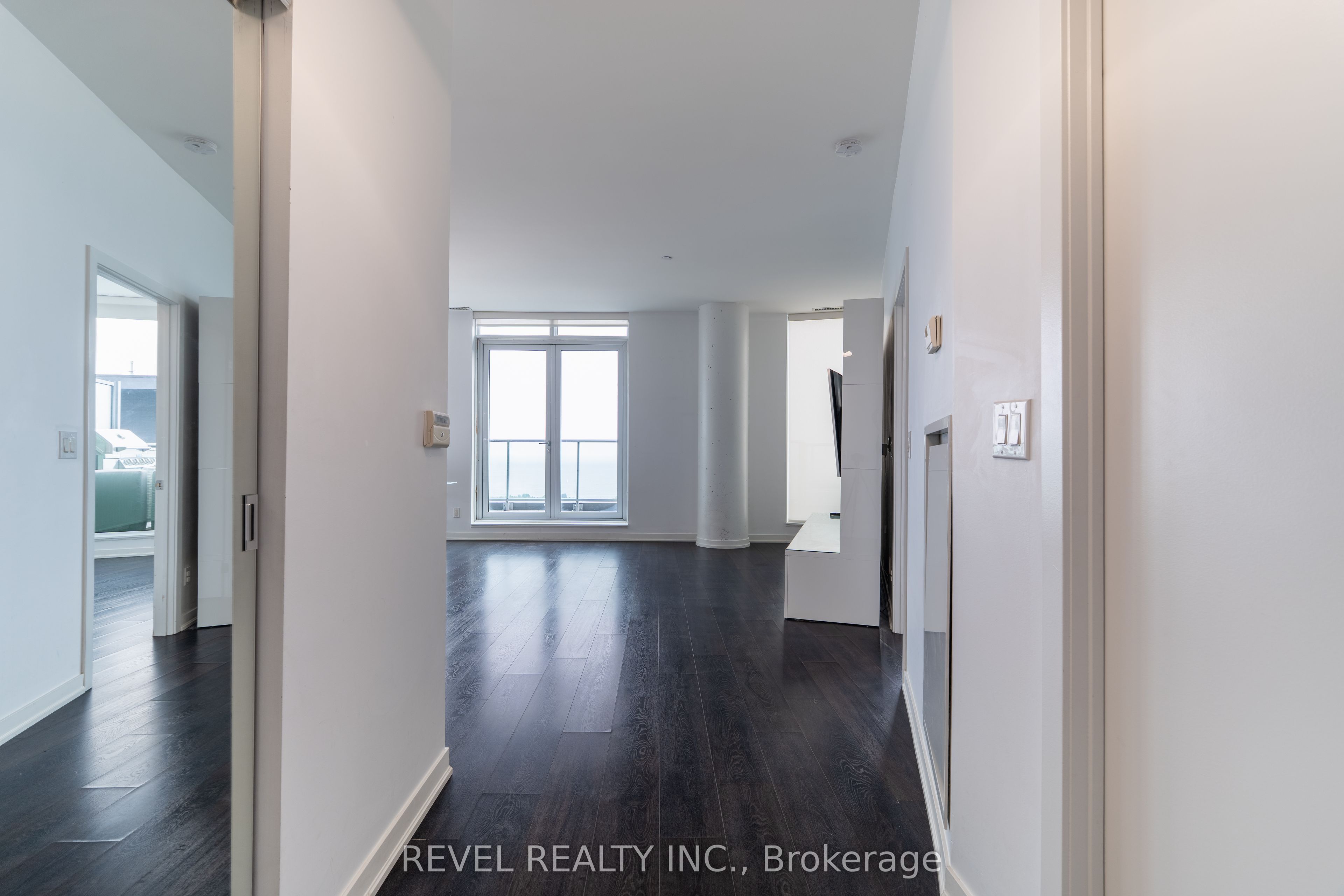 150 East Liberty Street PH3, Toronto, ON M6K 3R5 photo 3