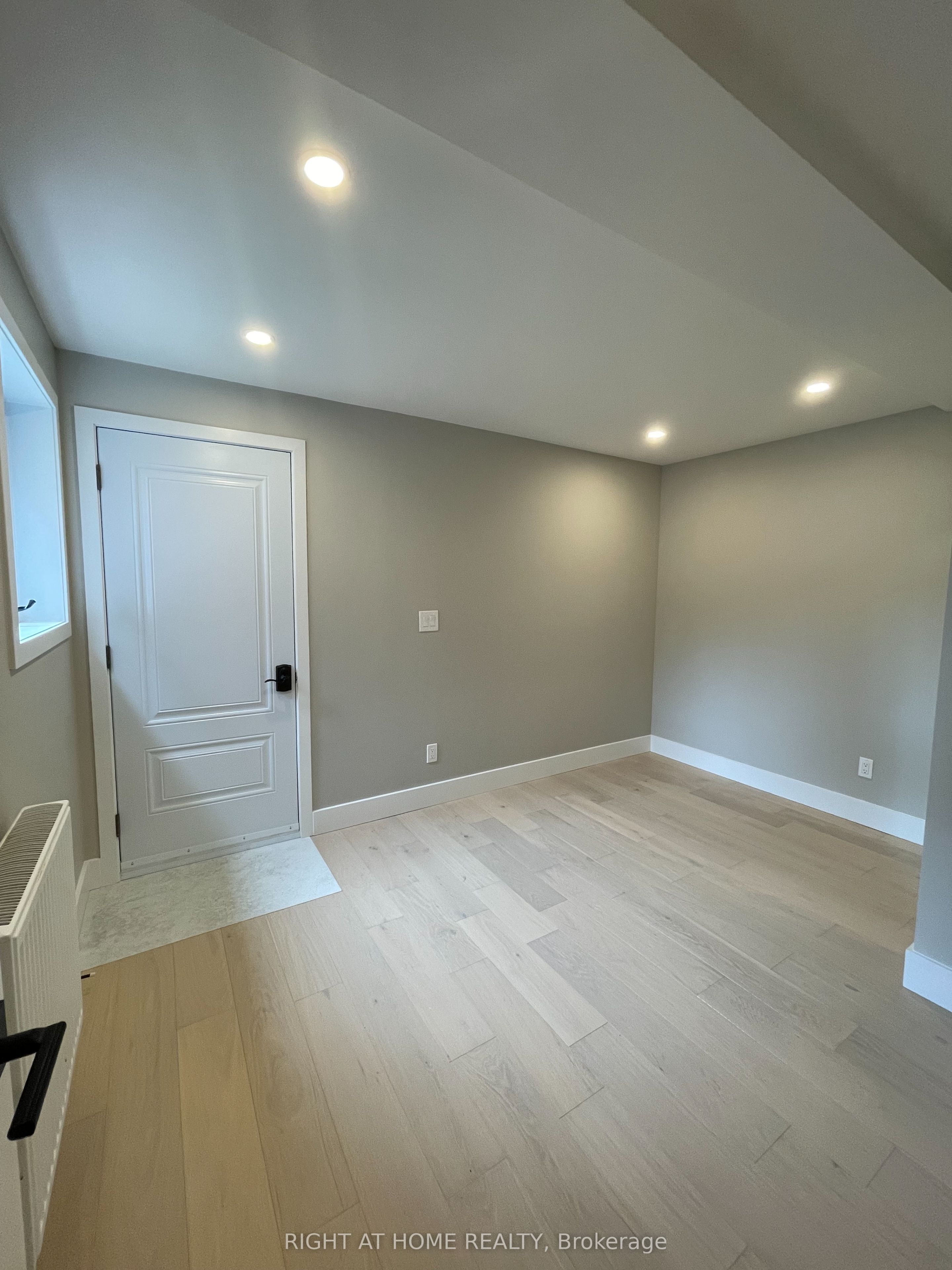 416 Christie Street 1, Toronto, ON M6G 3C6 photo 4