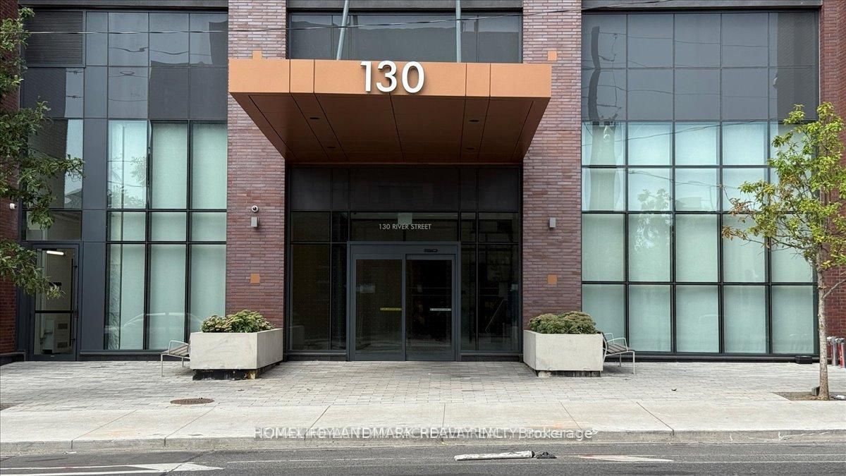 130 River Street 705, Toronto, ON M5A 3P8