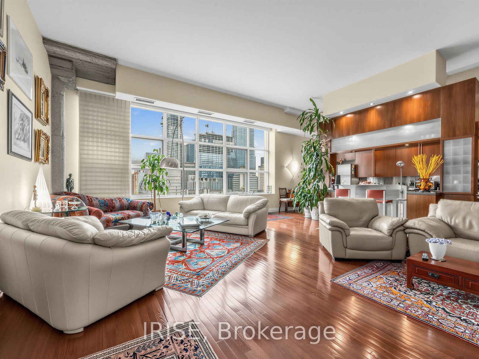 155 Dalhousie Street W 1014, Toronto, ON M5B 2P7