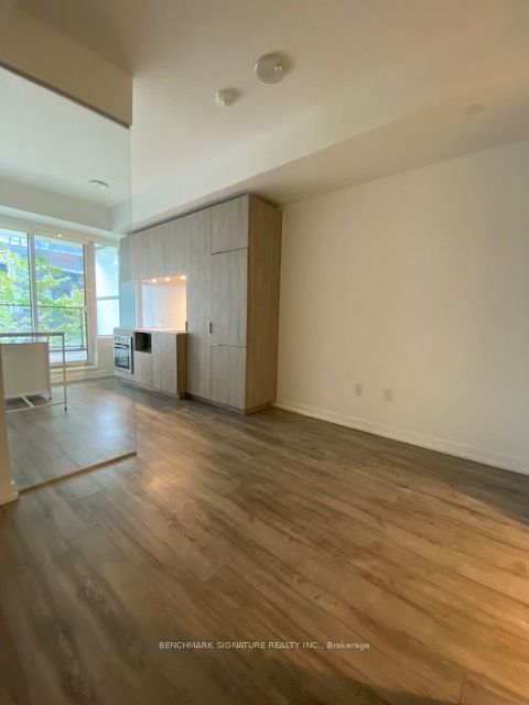77 Shuter Street 209, Toronto, ON M5B 0B8 photo 4