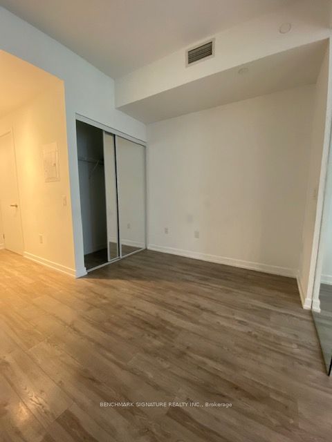 77 Shuter Street 209, Toronto, ON M5B 0B8 photo 5
