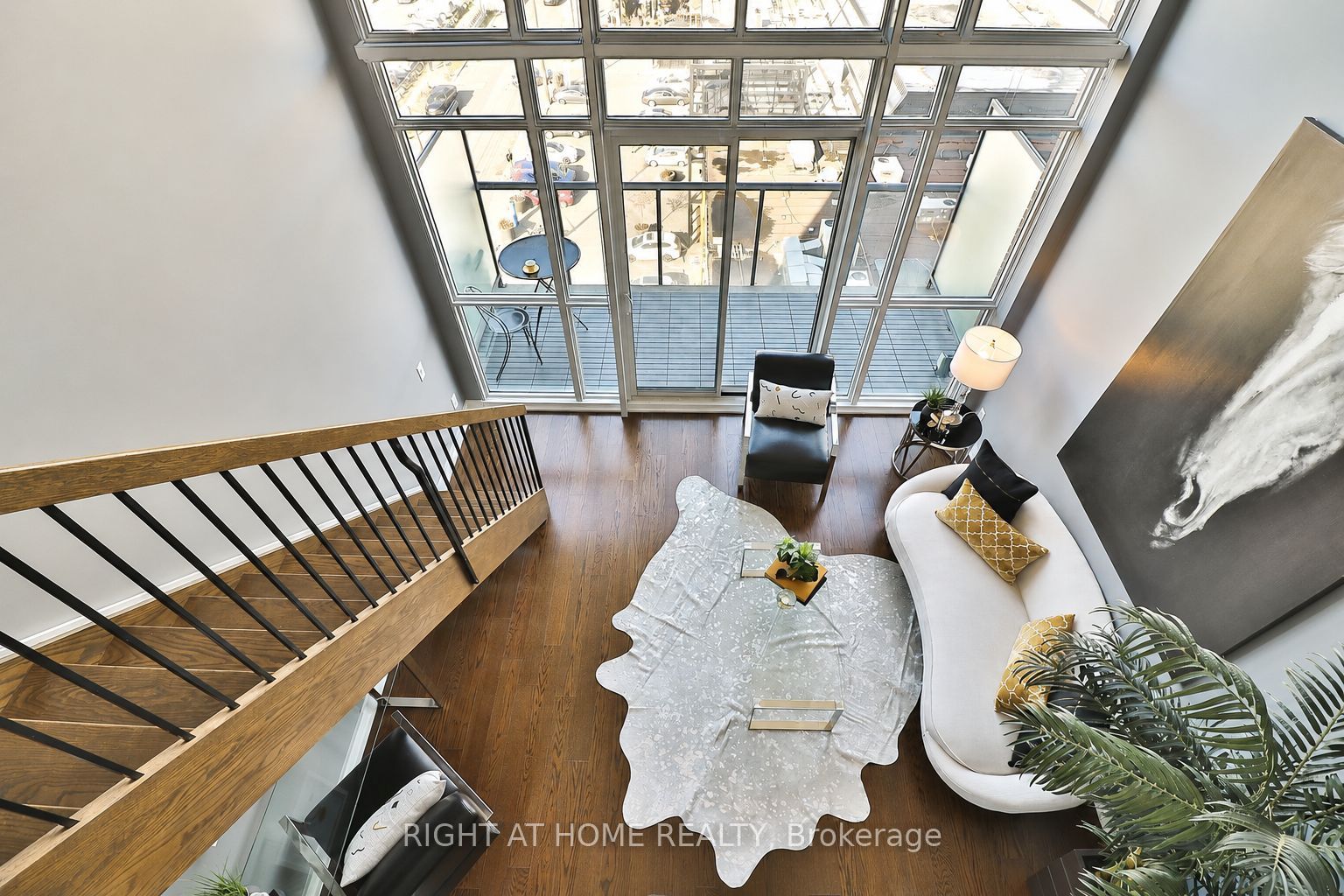 5 Hanna Avenue 612, Toronto, ON M6K 0B3