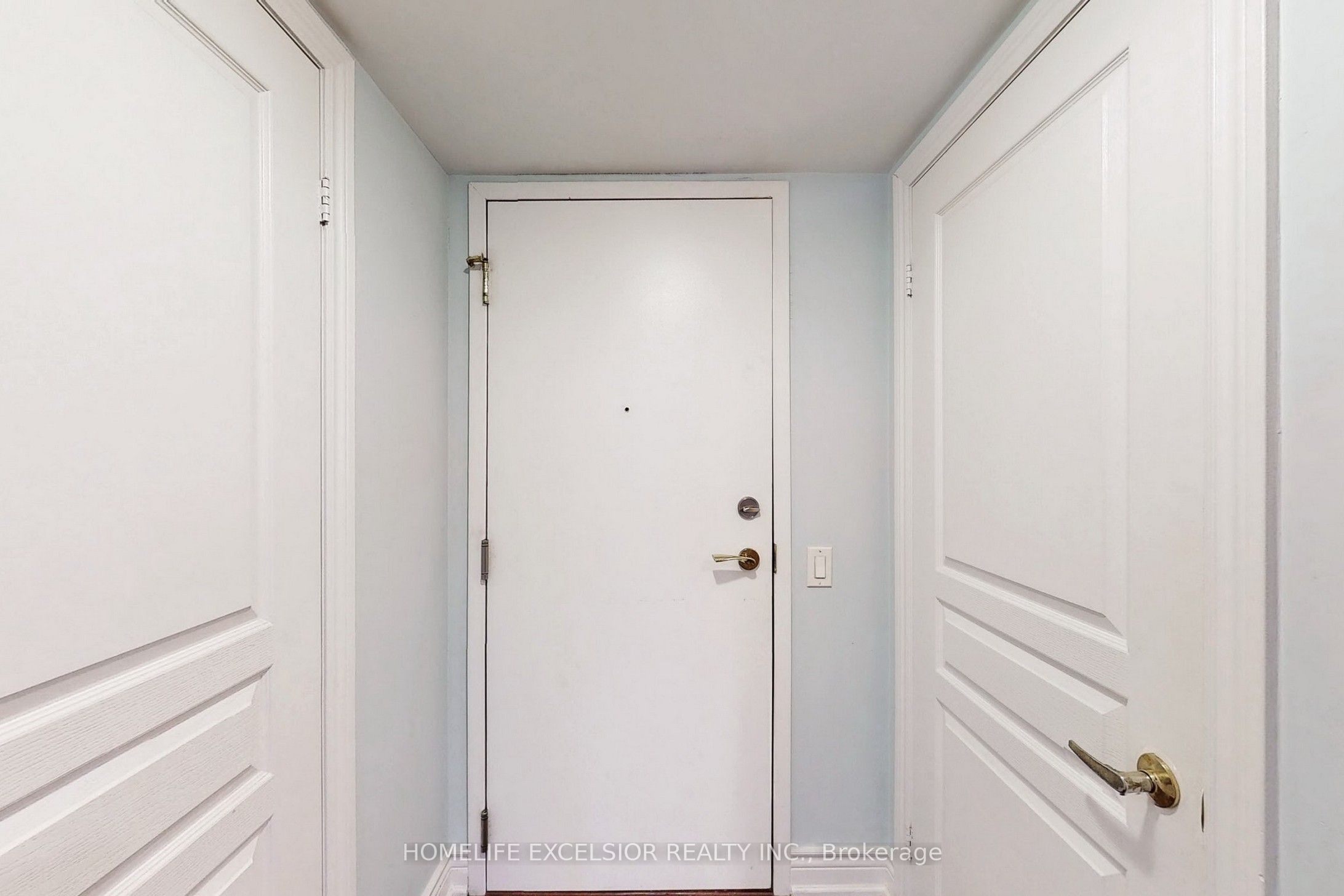 15 Northtown Way 2029, Toronto, ON M2N 7A2 photo 3