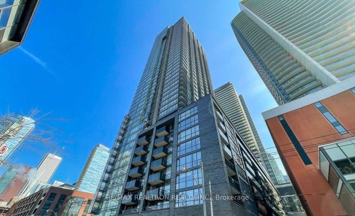 295 Adelaide Street W 2405, Toronto, ON M5V 0L4