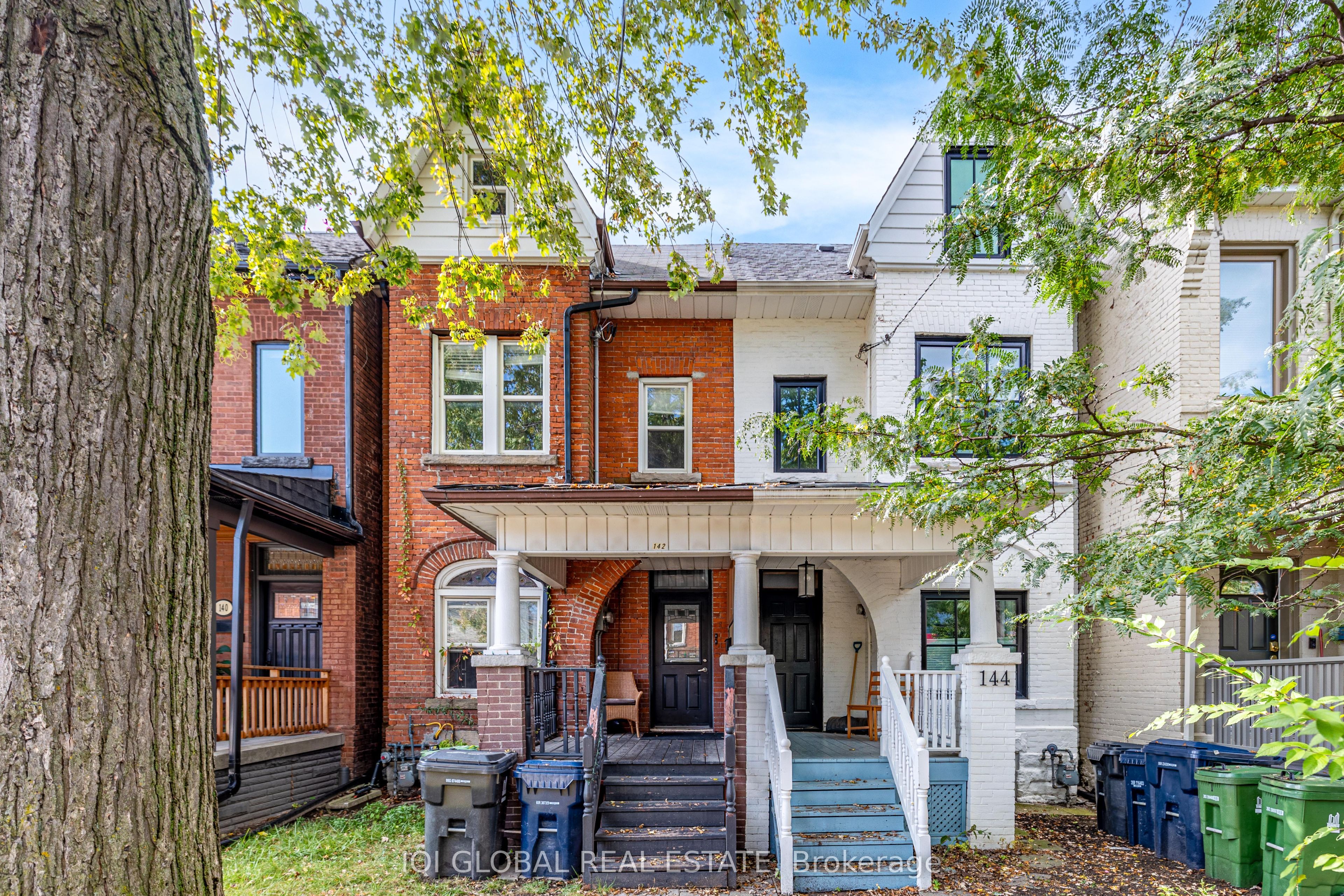 142 Grace Street Main, Toronto, ON M6J 2S2